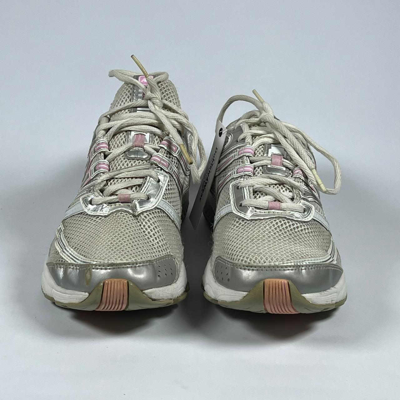 New Balance 615 Women’s Sneakers